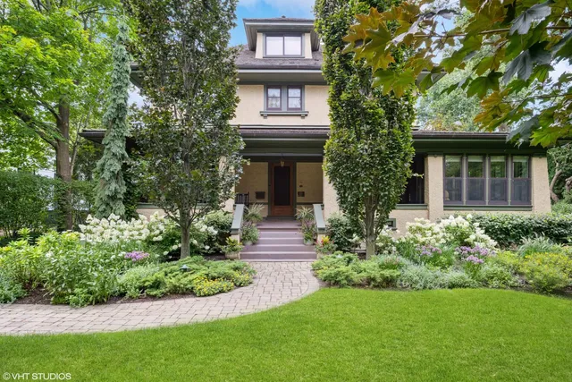 $2,595,000 | 141 Kenilworth Avenue, Kenilworth, IL 60043