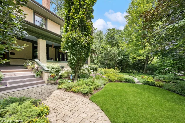 $2,595,000 | 141 Kenilworth Avenue, Kenilworth, IL 60043