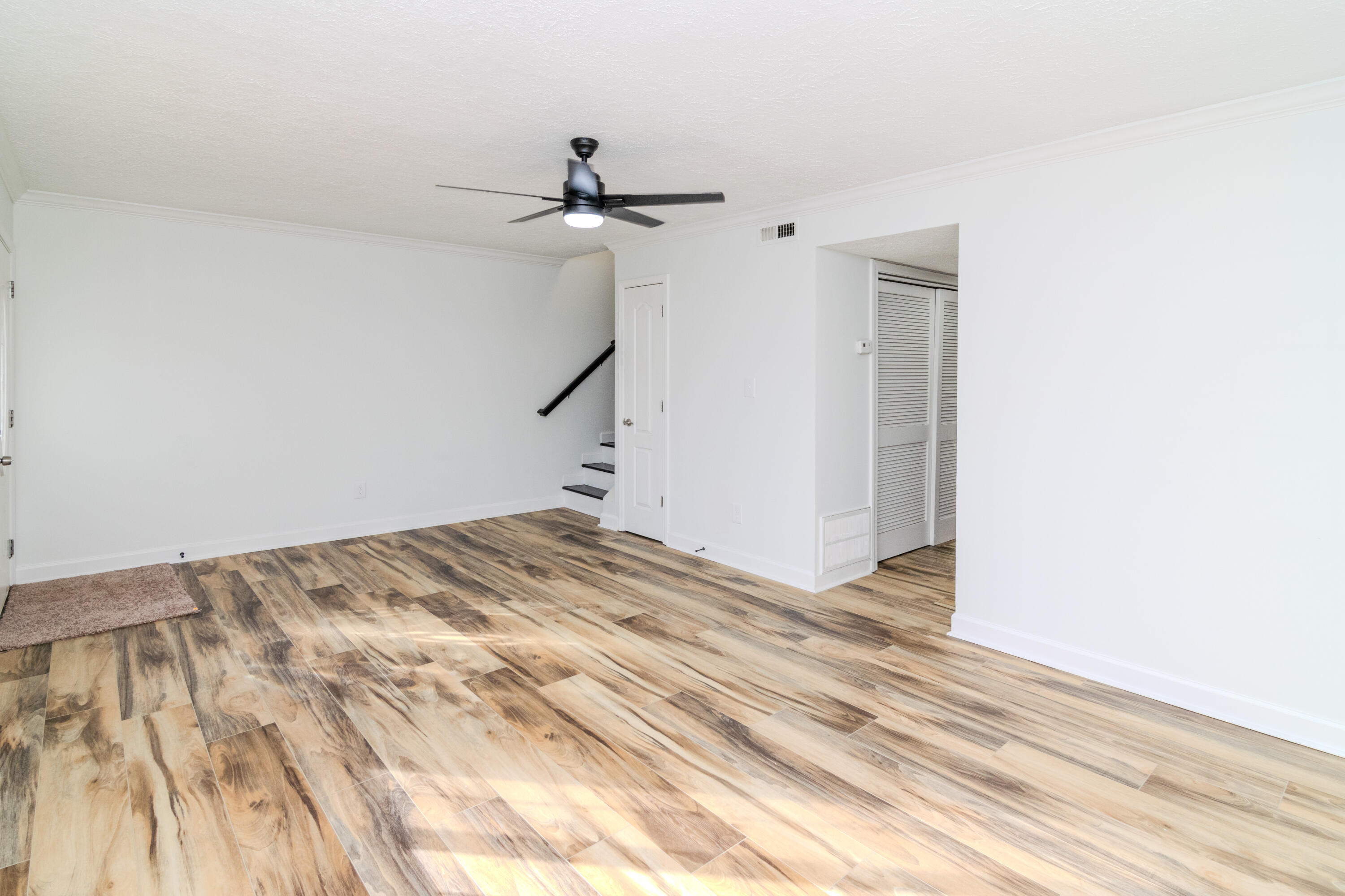 155 Regency Point Path Lexington, KY 40503 - Photo 7 of 35 155RegencyPoint-0012