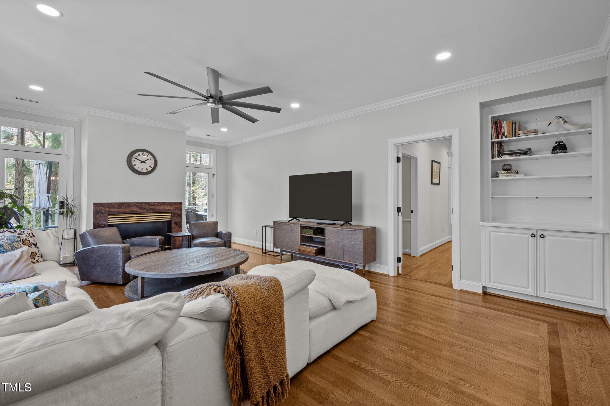 3415 Rugby Road Durham, NC 27707 - Photo 8 of 45 40-web-or-mls-P1029852