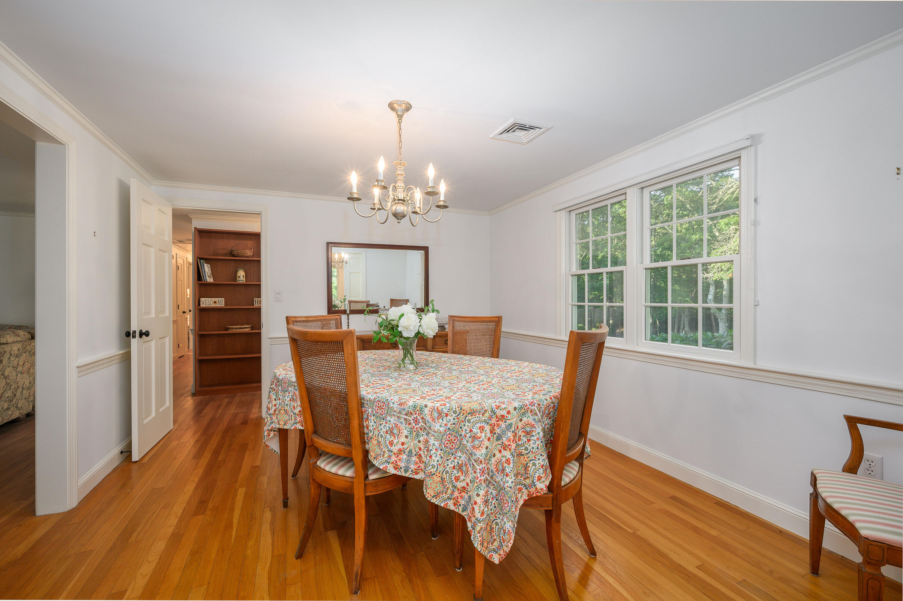 98 Two Ponds Road Falmouth, MA 02540 - Photo 8 of 46 DSC_4389