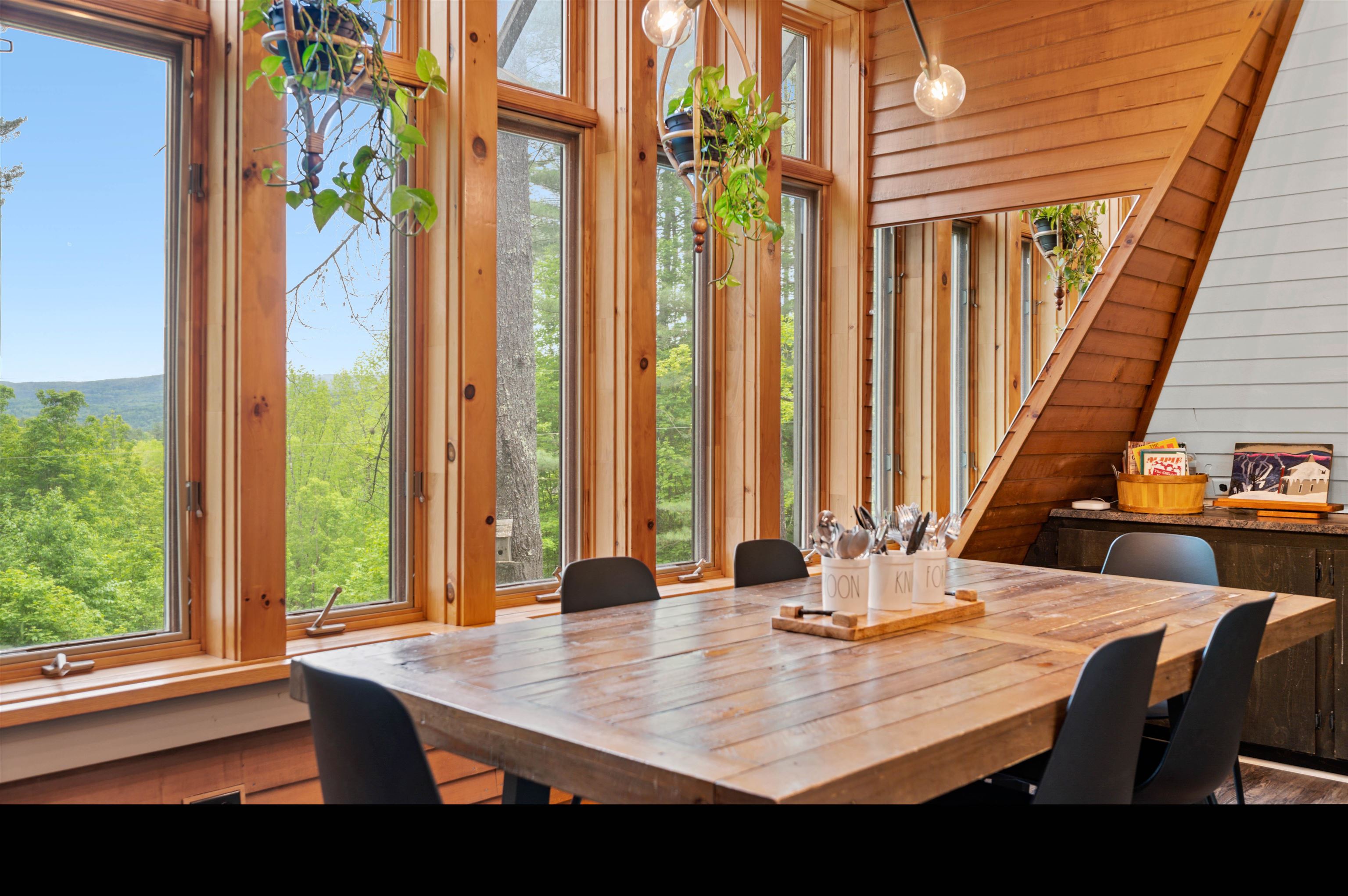 812 Airport Road Fayston, VT 05660 - Photo 11 of 60