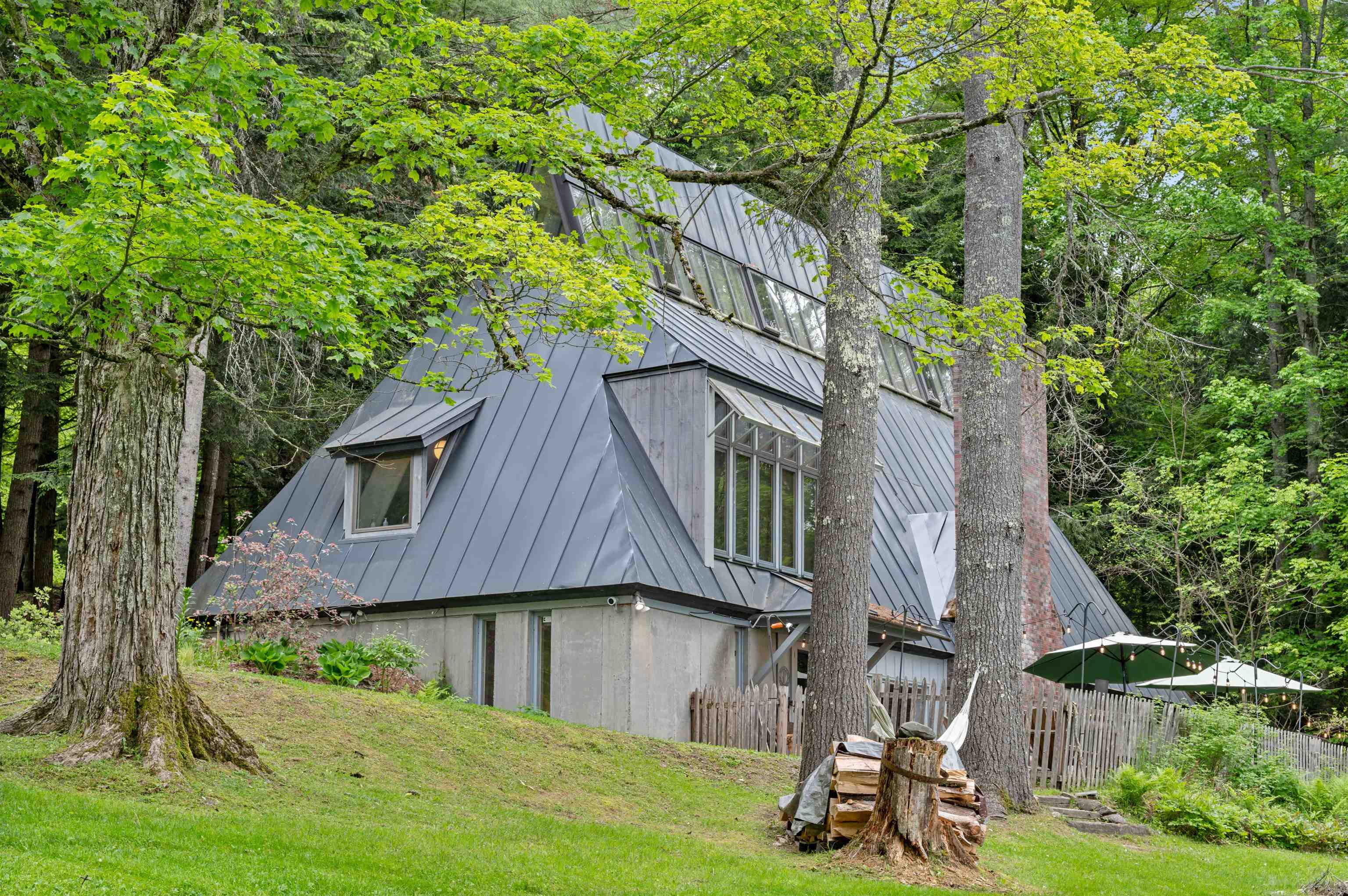 812 Airport Road Fayston, VT 05660 - Photo 3 of 60