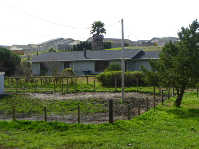 21 Willow Road Castroville, CA 95012 - Photo 1 of 5 Gallery Image 1