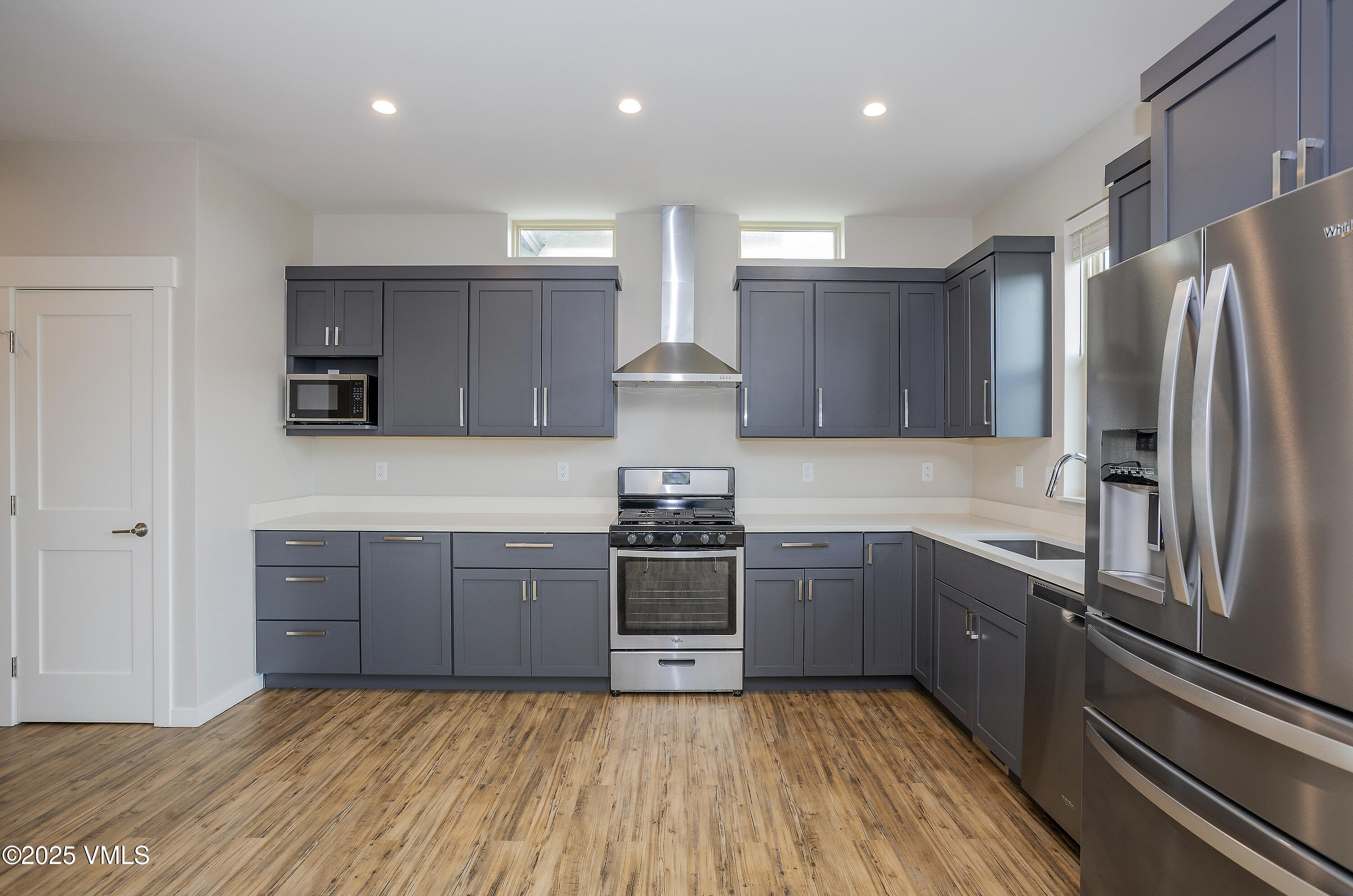 602 Chickadee Lane Gypsum, CO 81637 - Photo 4 of 17 602 Chickadee Ln.