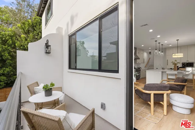 $2,595,000 | 1869 Benecia Avenue, Los Angeles, CA 90025