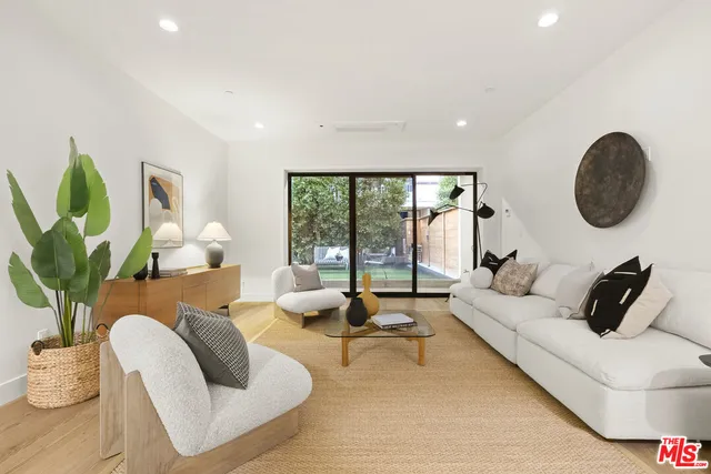 $2,595,000 | 1869 Benecia Avenue, Los Angeles, CA 90025