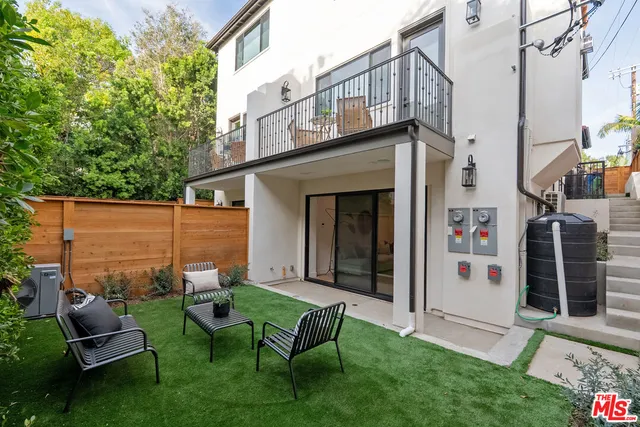 $2,595,000 | 1869 Benecia Avenue, Los Angeles, CA 90025