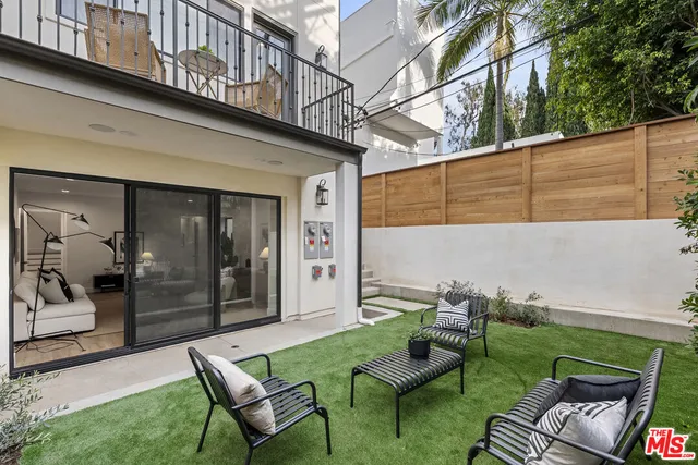 $2,595,000 | 1869 Benecia Avenue, Los Angeles, CA 90025