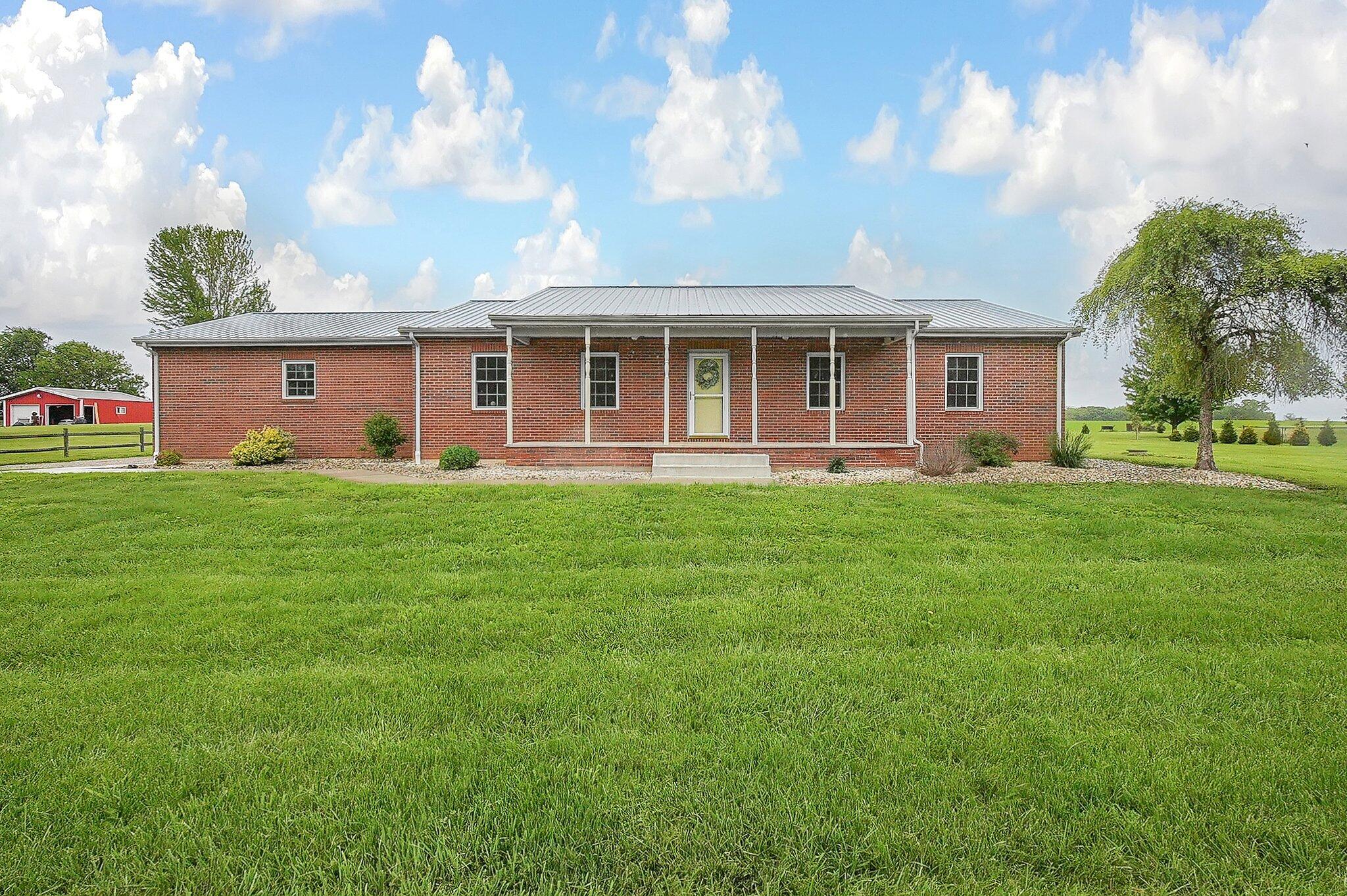 29938 Wolfe Road Circleville, OH 43113 - Photo 2 of 71 2-web-or-mls-29938-wolfe-rd