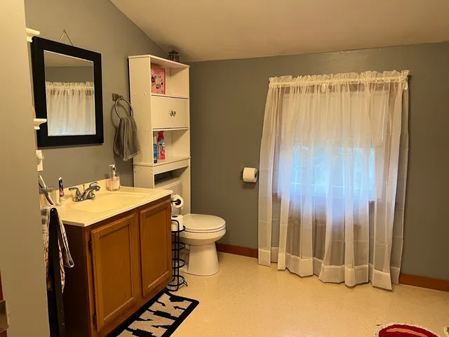 $359,000 | 104 Leyden Road, Greenfield, MA 01301