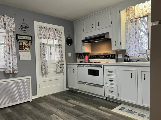 $359,000 | 104 Leyden Road, Greenfield, MA 01301