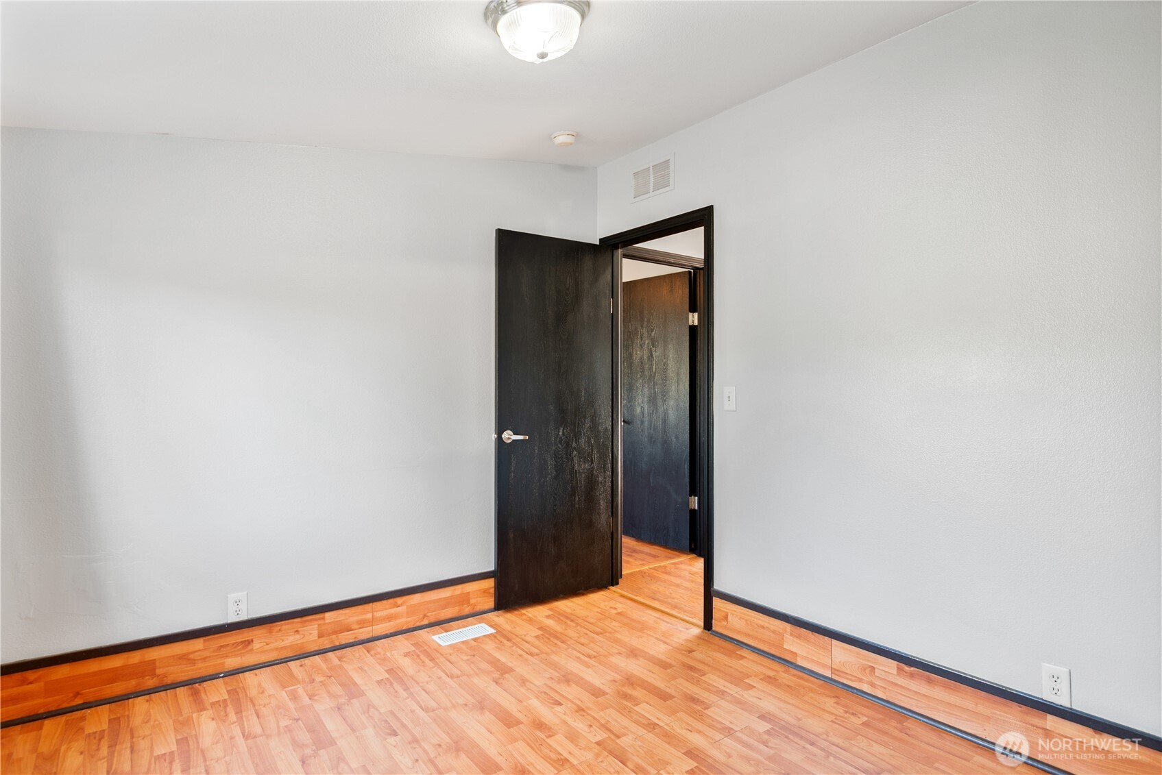 233 Concord Place Longview, WA 98632 - Photo 19 of 34 a view of an empty room