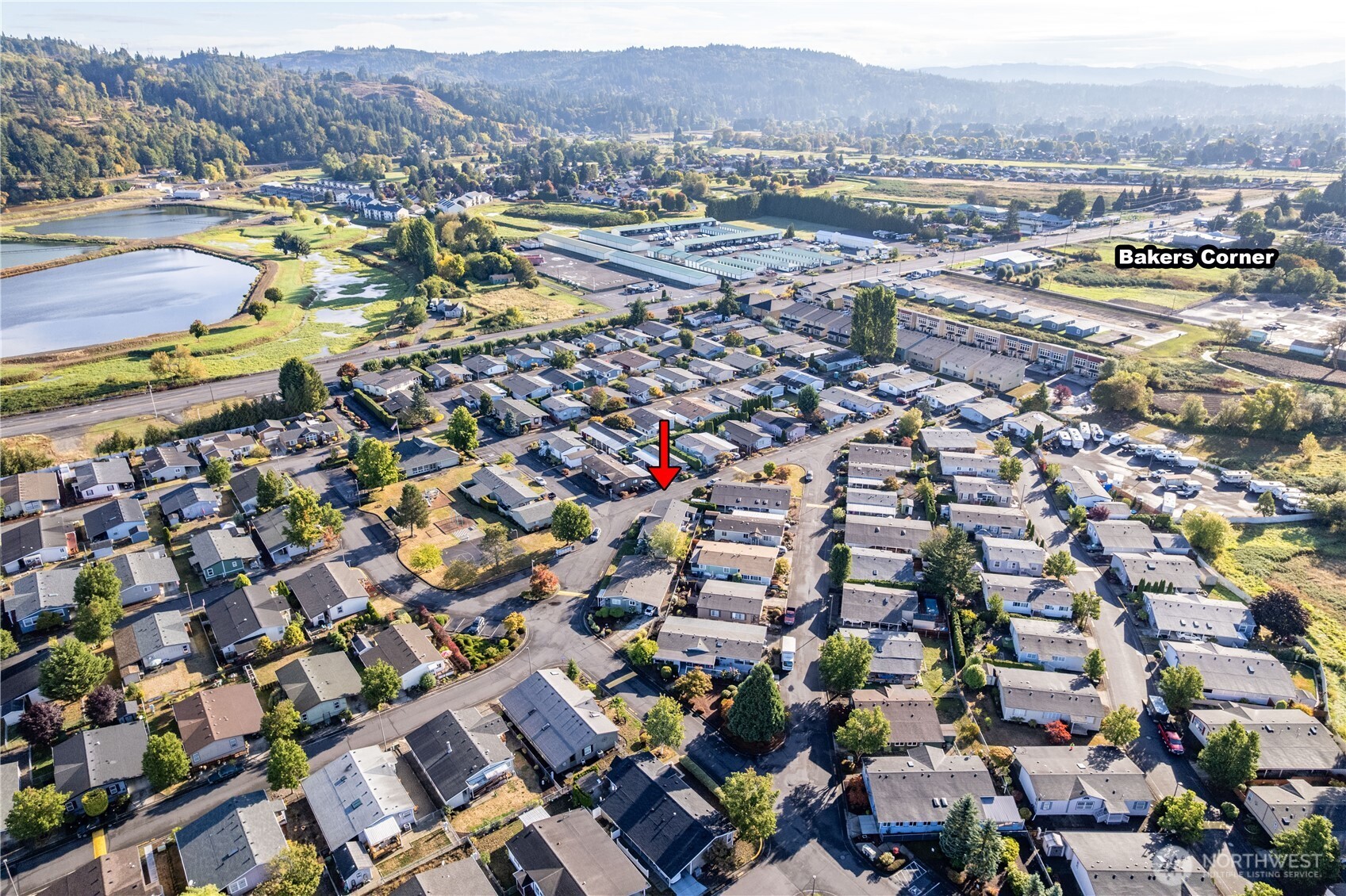 233 Concord Place Longview, WA 98632 - Photo 25 of 34 an aerial view of residential houses with outdoor space and river