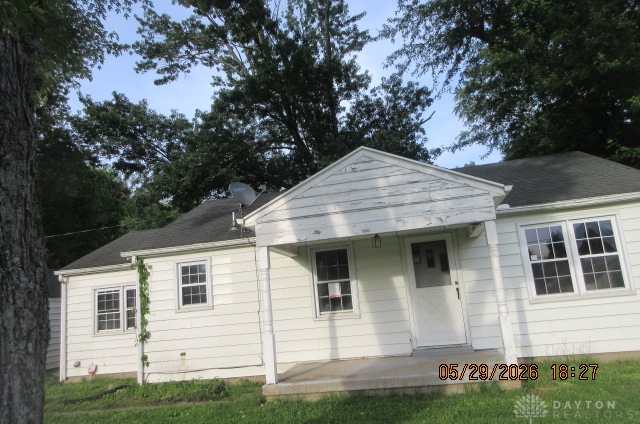 11422 Pansing Road Brookville, OH 45309 - Photo 4 of 29
