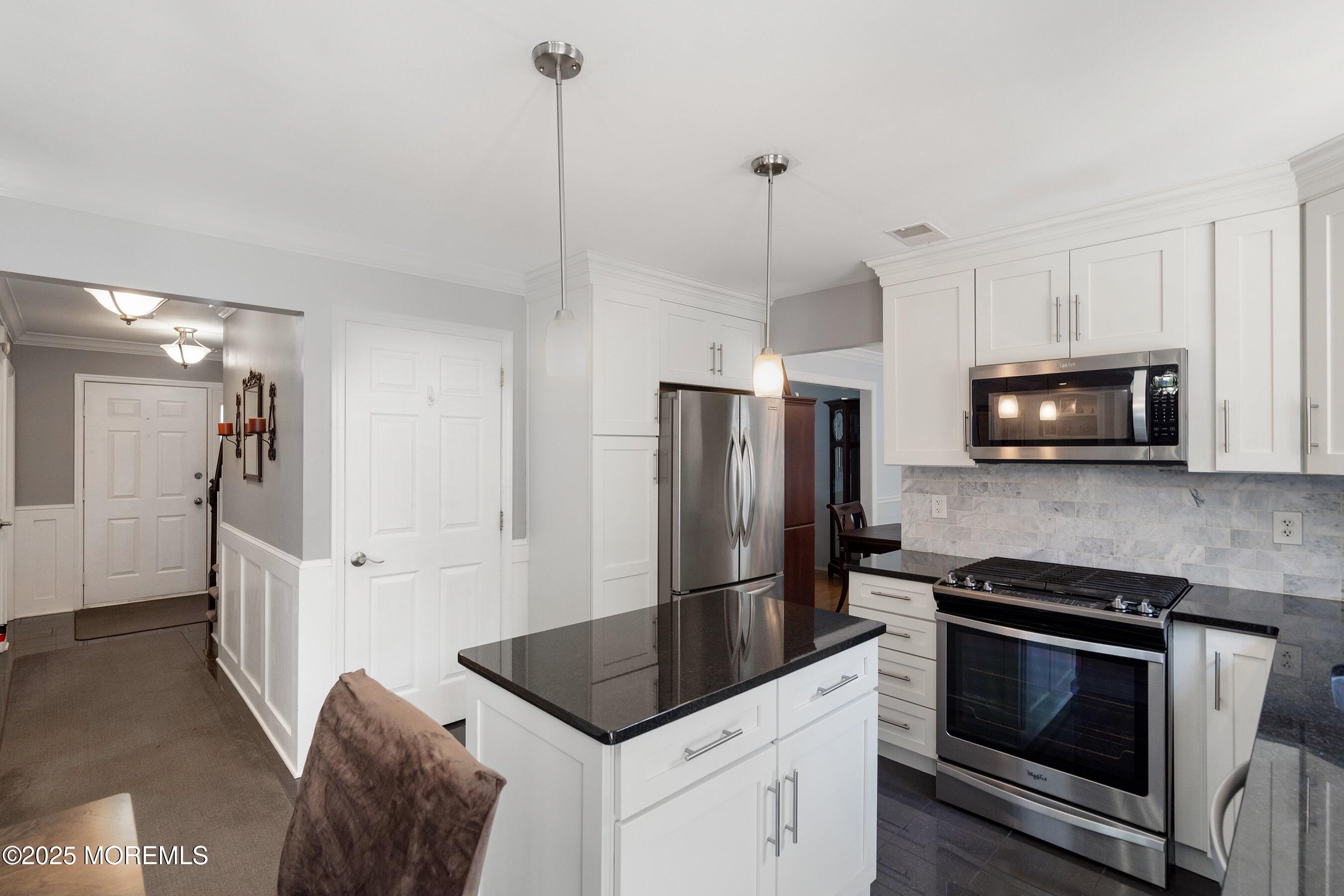 86 Lorelei Drive Howell, NJ 07731 - Photo 13 of 42 14-Kitchen 1C