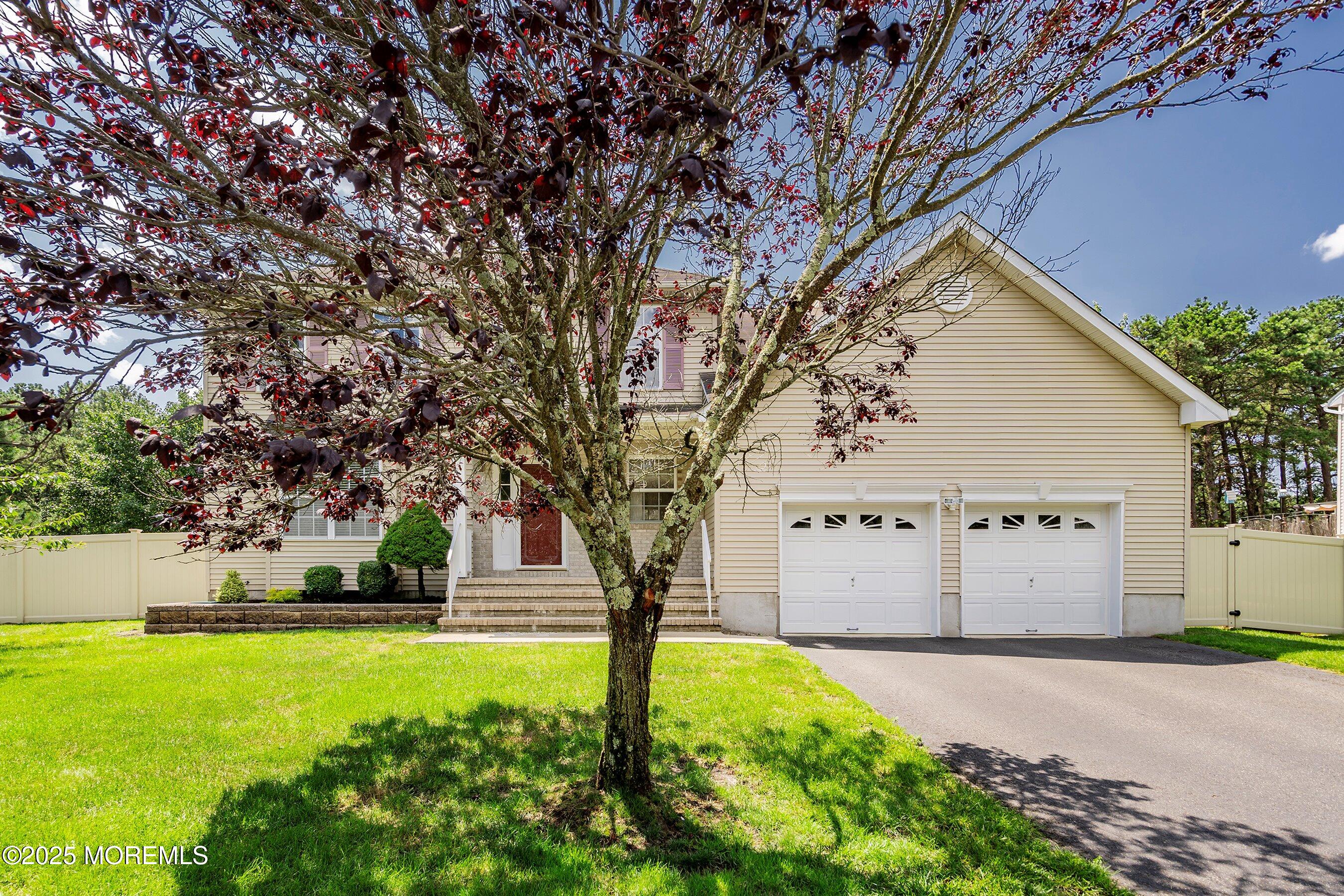 86 Lorelei Drive Howell, NJ 07731 - Photo 2 of 42 1000016967