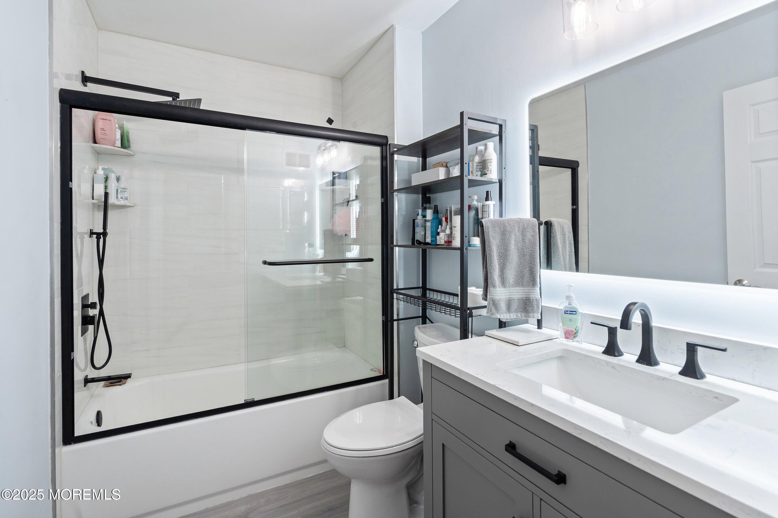 86 Lorelei Drive Howell, NJ 07731 - Photo 29 of 42 29-Bath 2