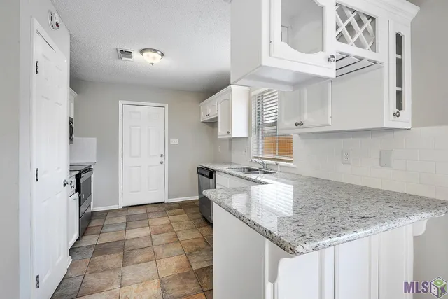 $1,850 | 18460 Lakefield Avenue, Baton Rouge, LA 70817