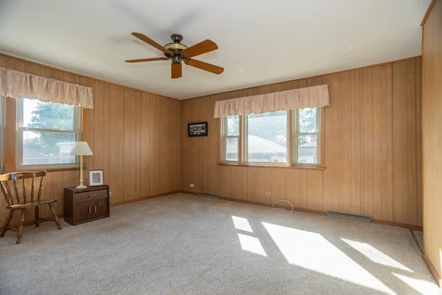 $472,900 | 7349 West Crain Street, Niles, IL 60714