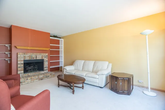 $472,900 | 7349 West Crain Street, Niles, IL 60714