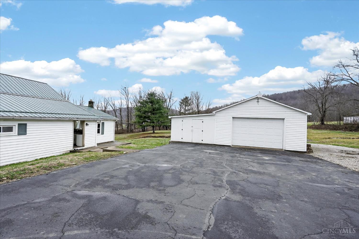 6366 Green Ridge Road Peebles, OH 45660 - Photo 5 of 45
