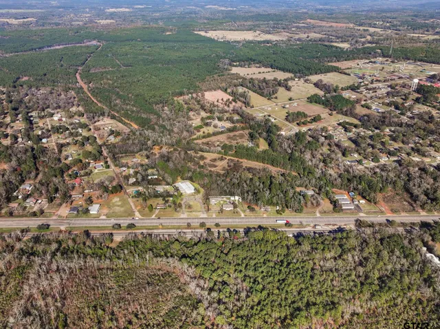 $108,000 | 2865 County Road 2865, Hughes Springs, TX 75656