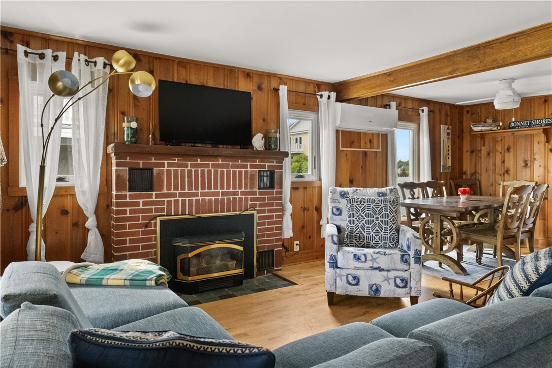 24 Dunes Road Narragansett, RI 02882 - Photo 8 of 48
