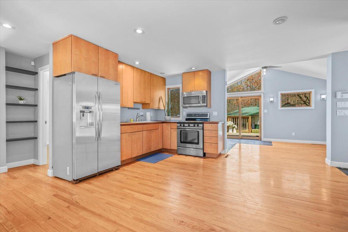 1104 Tryon Road Michigan City, IN 46360 - Photo 5 of 22 1200x800