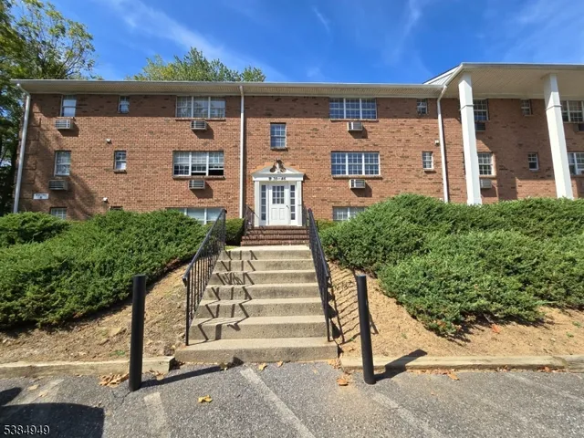 $1,400 | 1041 Ridge Street, Unit A6, Phillipsburg, NJ 08865