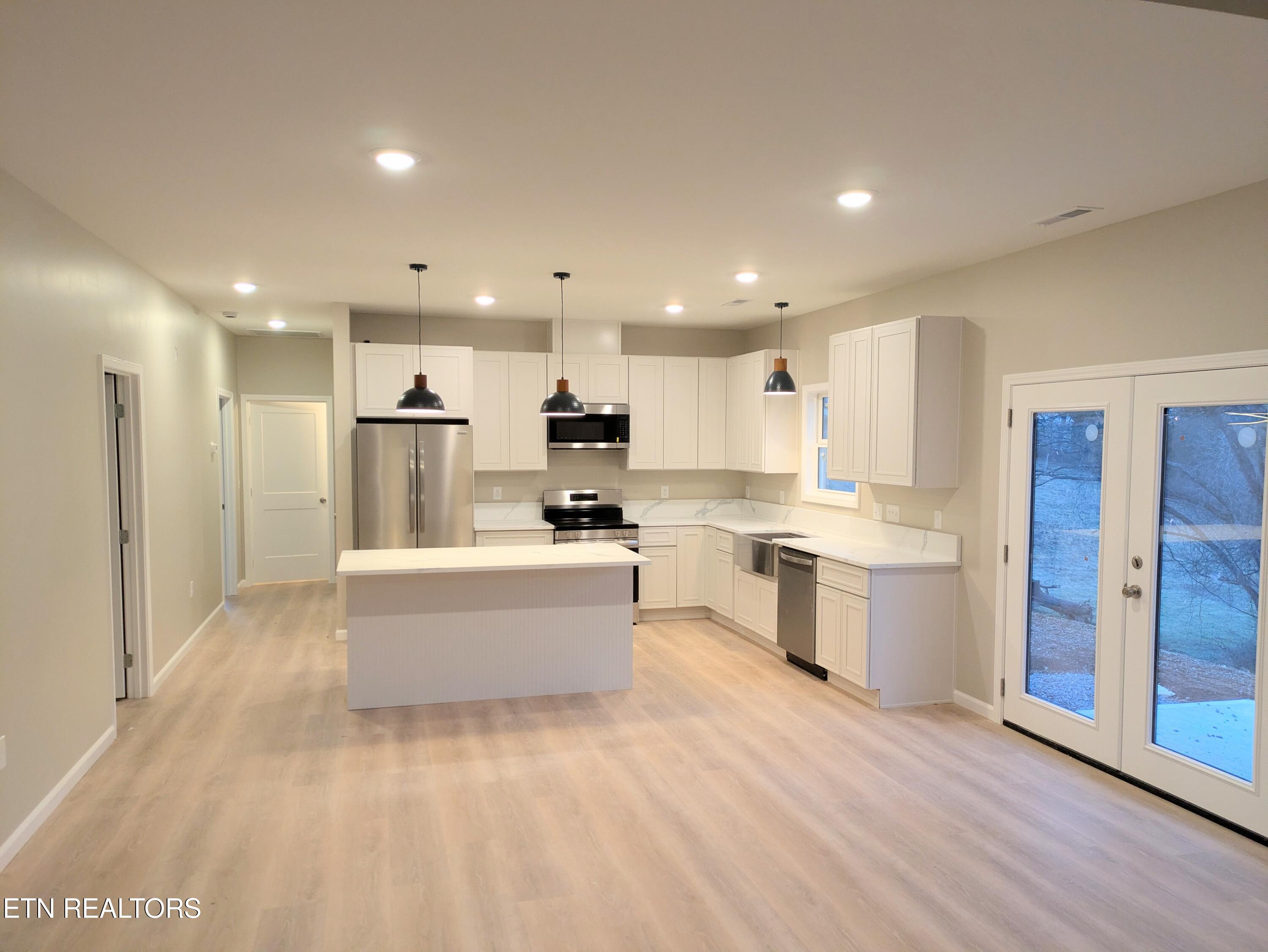 260 Henderson Hollow Road Knoxville, TN 37931 - Photo 2 of 5 2) 66002-698fb133a2c31