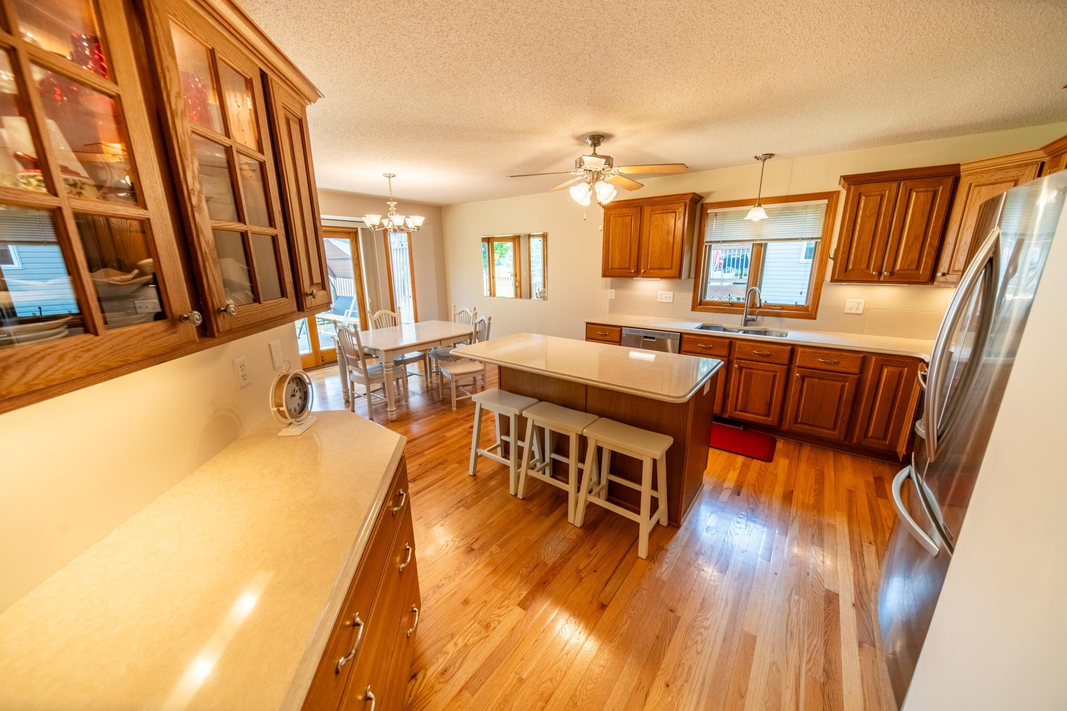 546 Lake Crest Lane Northwest Rochester, MN 55901 - Photo 12 of 54