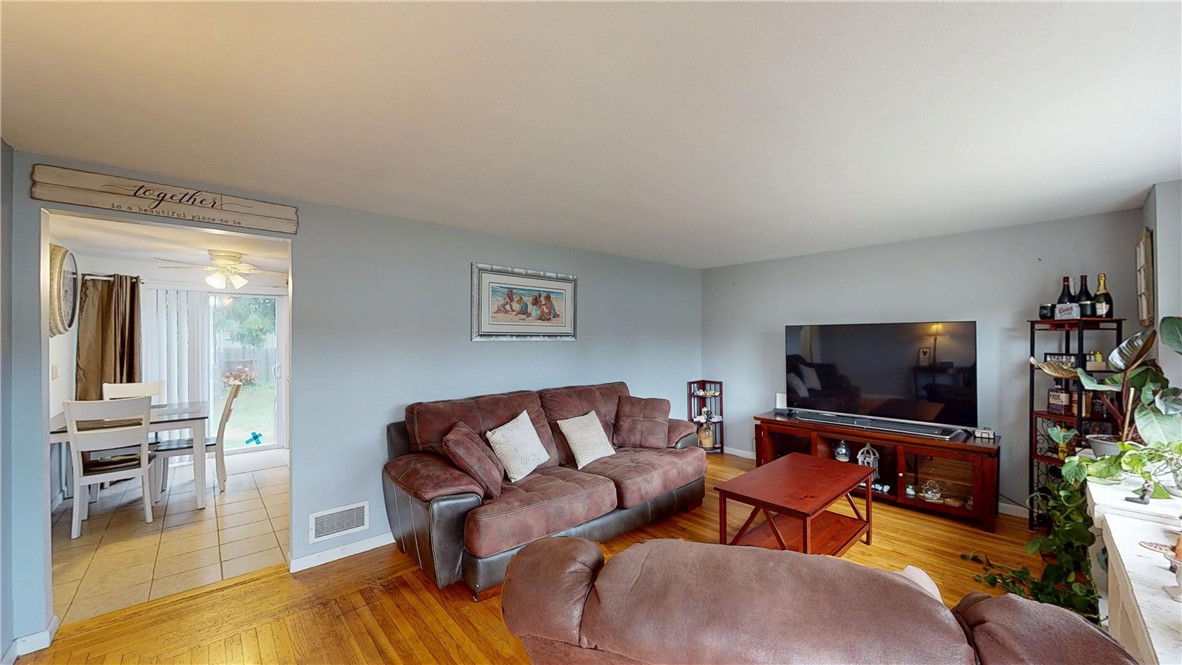 27 Amherst Road Warwick, RI 02889 - Photo 38 of 43