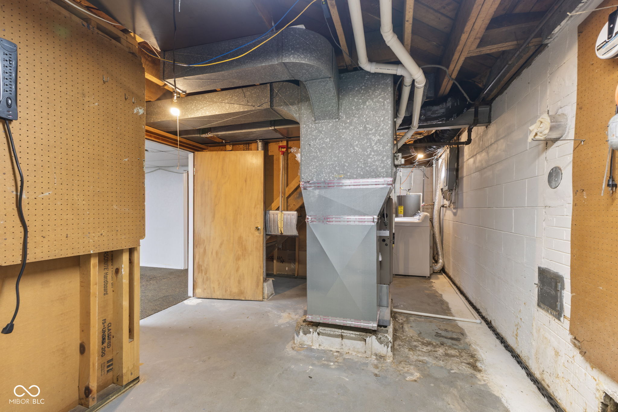 2267 South Hunter Road Indianapolis, IN 46239 - Photo 35 of 54 Gallery Image 35