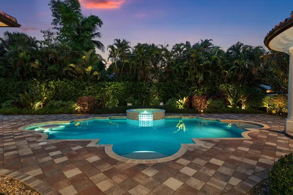 $6,995,000 | 2002 Northwest 4th Avenue, Delray Beach, FL 33444