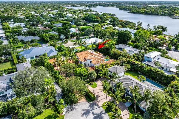 $6,995,000 | 2002 Northwest 4th Avenue, Delray Beach, FL 33444