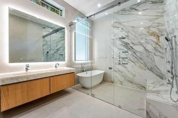 $6,995,000 | 2002 Northwest 4th Avenue, Delray Beach, FL 33444