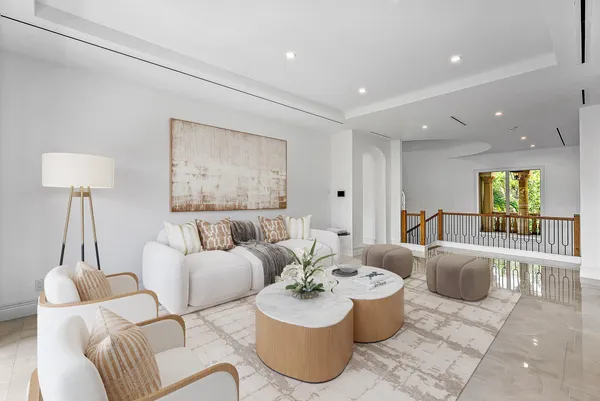 $6,995,000 | 2002 Northwest 4th Avenue, Delray Beach, FL 33444