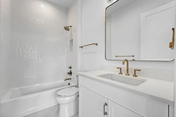 $6,995,000 | 2002 Northwest 4th Avenue, Delray Beach, FL 33444