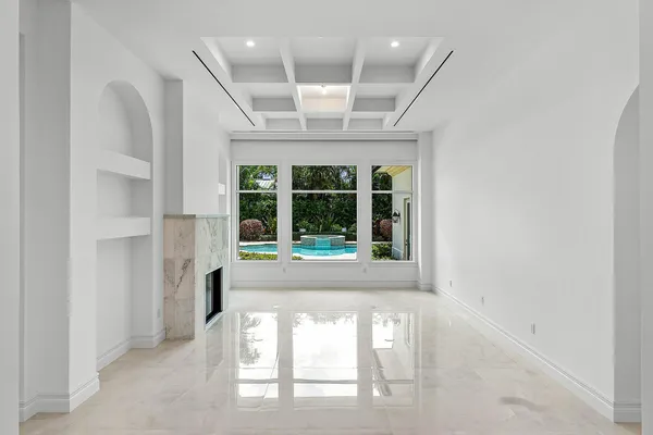 $6,995,000 | 2002 Northwest 4th Avenue, Delray Beach, FL 33444