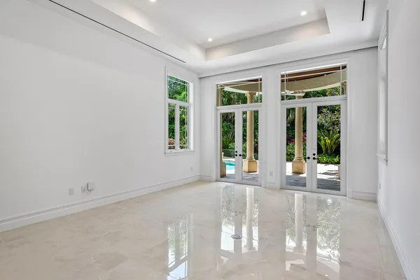 $6,995,000 | 2002 Northwest 4th Avenue, Delray Beach, FL 33444