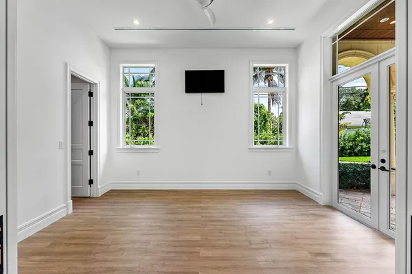 $6,995,000 | 2002 Northwest 4th Avenue, Delray Beach, FL 33444