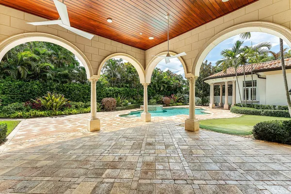 $6,995,000 | 2002 Northwest 4th Avenue, Delray Beach, FL 33444