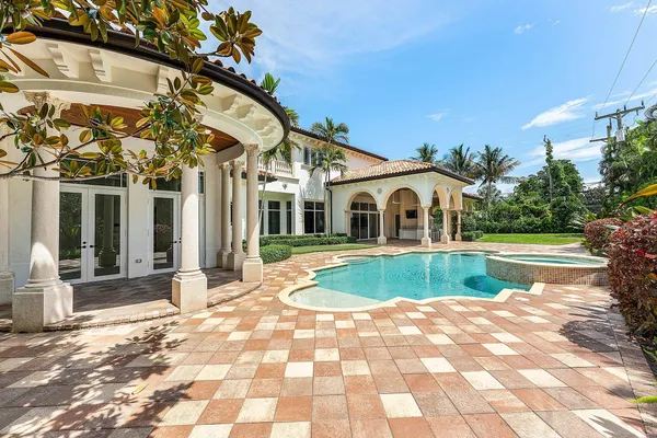 $6,995,000 | 2002 Northwest 4th Avenue, Delray Beach, FL 33444
