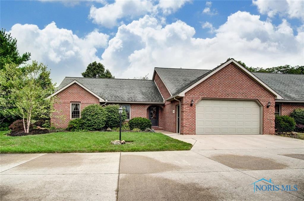 1044 Fox Run Road, Unit U1 Findlay, OH 45840 - Photo 1 of 33 Gallery Image 1