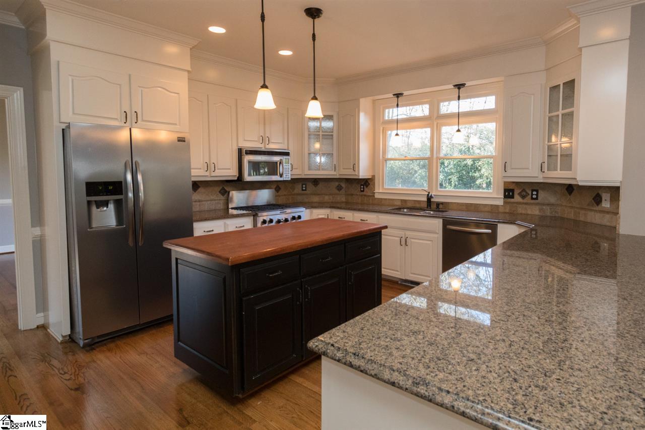 9 Block House Road Greenville, SC 29615 - Photo 7 of 36 Gallery Image 7