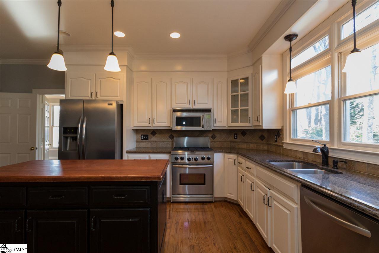 9 Block House Road Greenville, SC 29615 - Photo 8 of 36 Gallery Image 8
