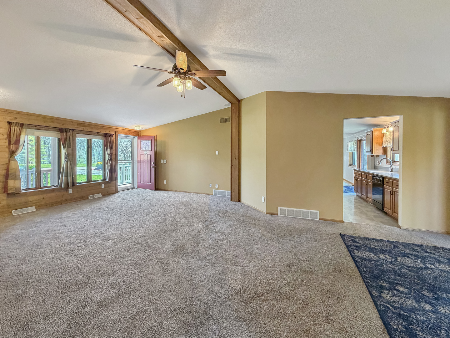 24-134 Hidden Ranch Drive Shannon, IL 61078 - Photo 11 of 41