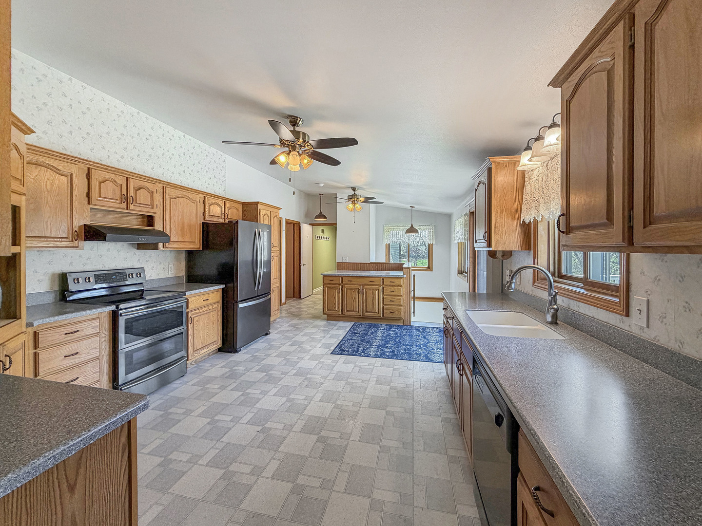 24-134 Hidden Ranch Drive Shannon, IL 61078 - Photo 12 of 41