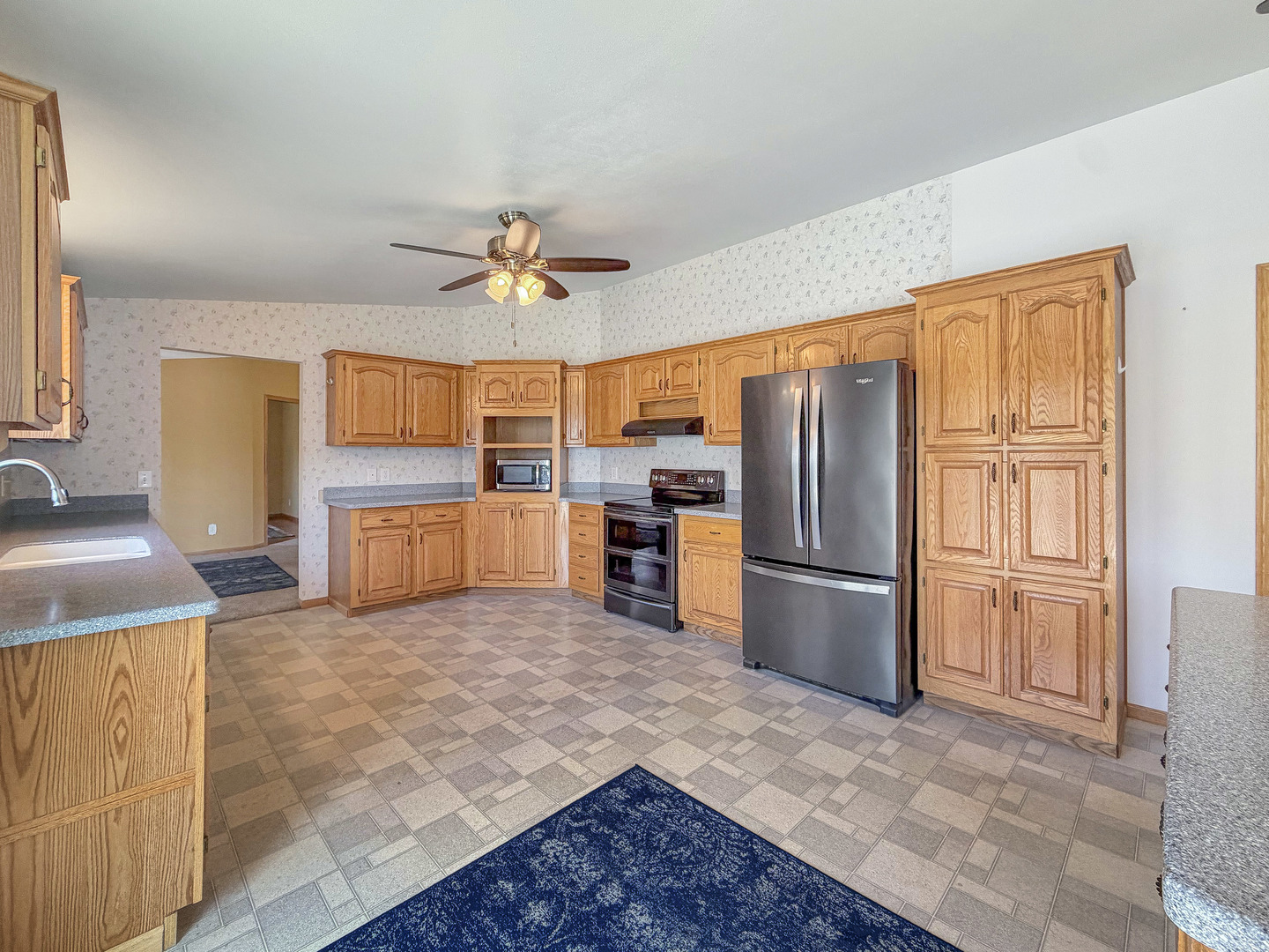 24-134 Hidden Ranch Drive Shannon, IL 61078 - Photo 14 of 41